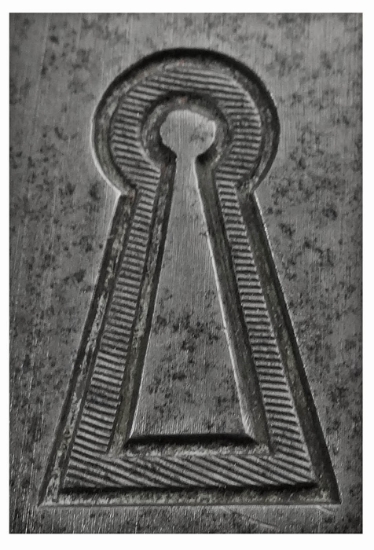 Picture of Enamel Stamping Keyhole
