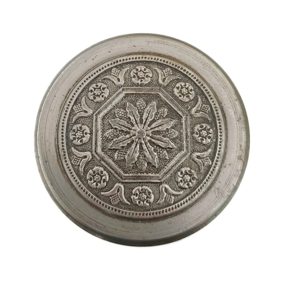 Picture of Impression Die Applique Floral Medallion