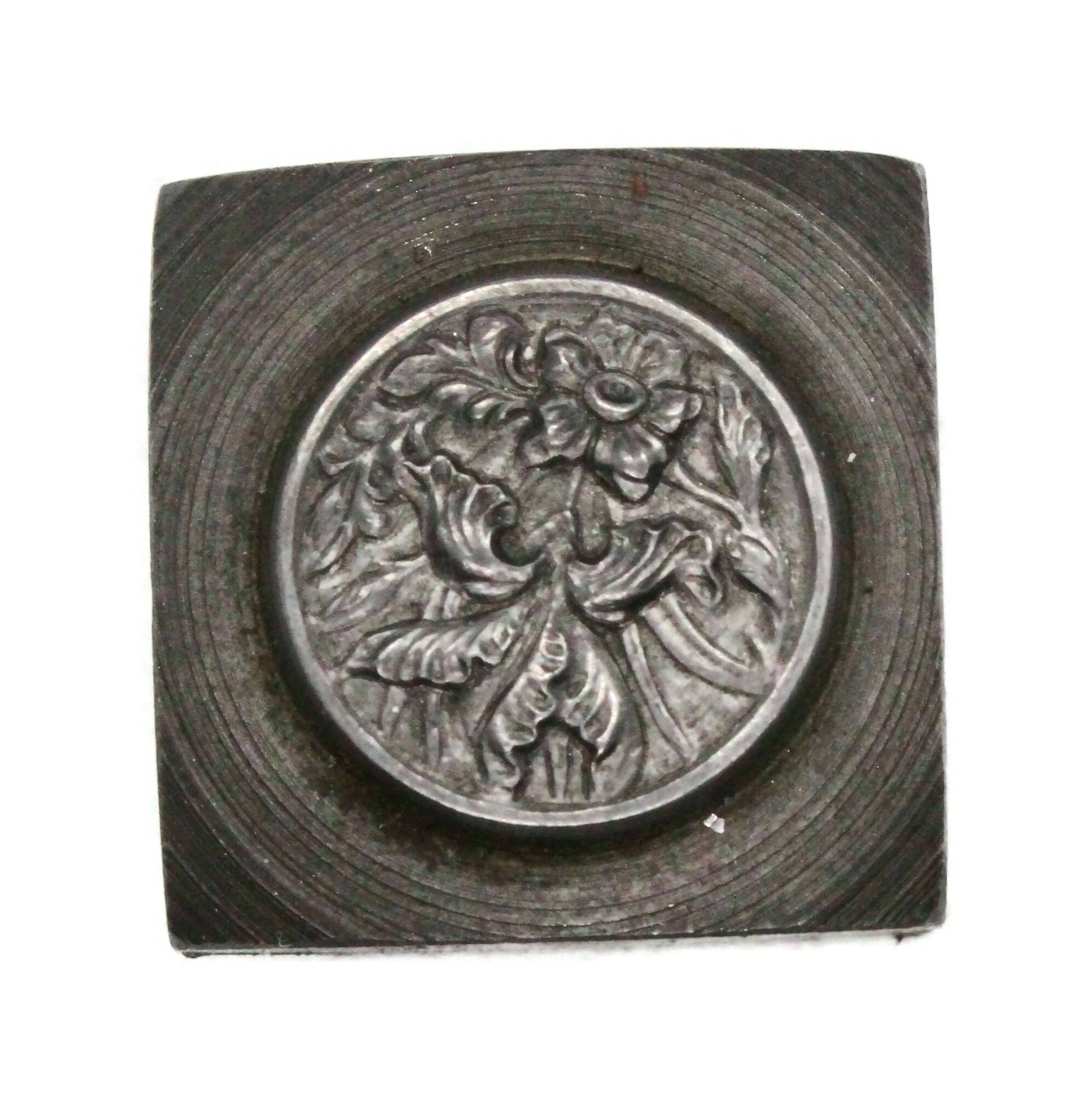 Potter USA - Fine Tools. Impression Die Ruffled Flower Coin