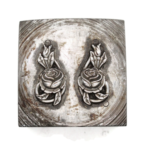 Picture of Impression Die Hanging Rose Pair