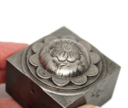 Picture of Impression Die Deep Western Flower Concho