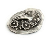 Picture of Impression Die Victorian Hand Bouquet