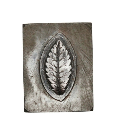 Picture of Impression Die Thick Creased Leaf