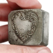 Picture of Impression Die Oceanic Flourish Heart