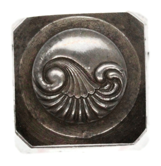 Picture of Impression Die Horn of Neptune Button