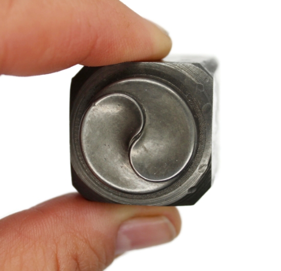 Picture of Impression Die Yin and Yang