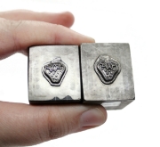 Picture of Impression Die Strawberry Pair