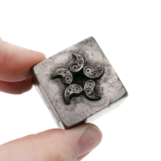 Picture of Impression Die Victorian Twist Star