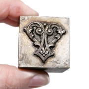 Picture of Impression Die Baroque Hanging Heart