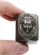 Picture of Impression Die Queen Marian